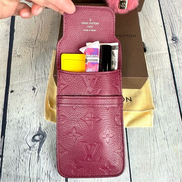 Louis Vuitton empreinte Monogram leather wristlet pouch with keychain - Picture 14 of 14